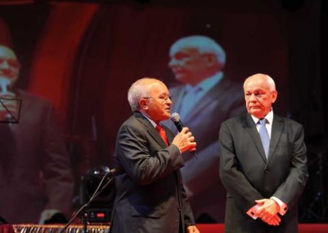 Melo elogia inovações na entrega do prêmio de Qualidade